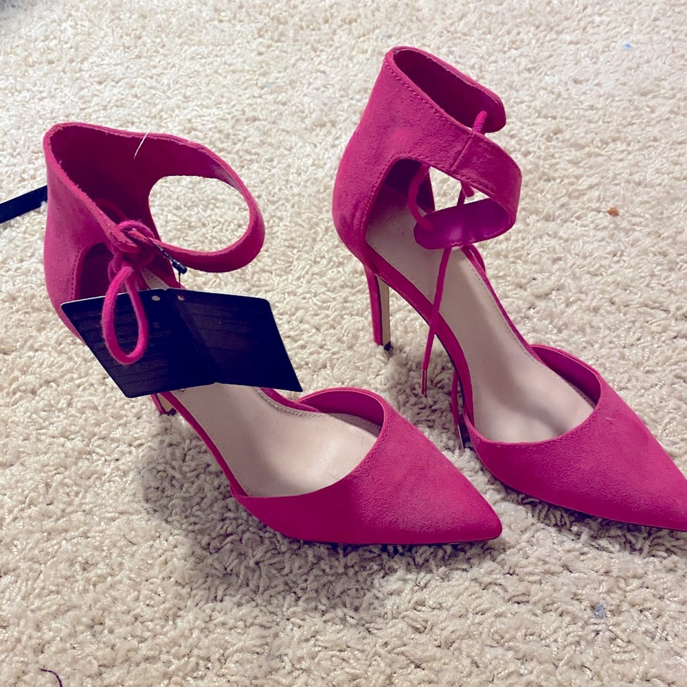NWT Forever 21 Heels